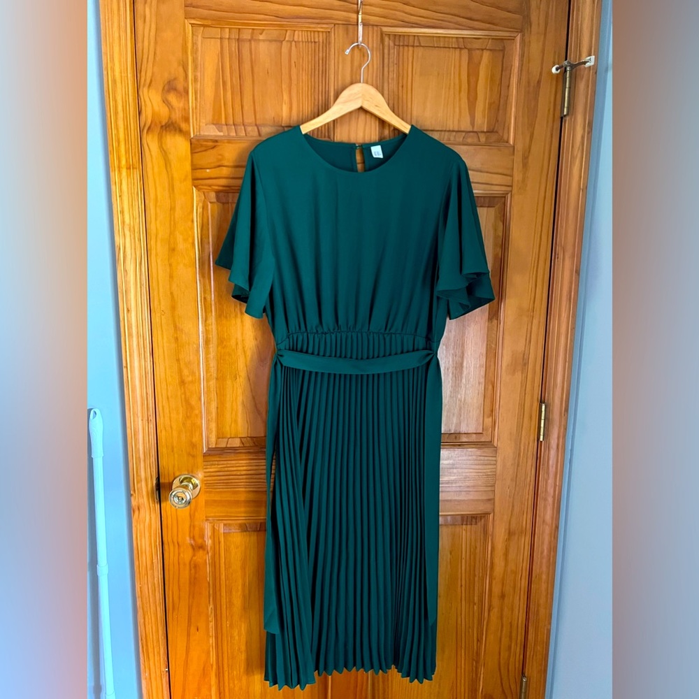 Milumia Women's XXL green Elegant Belted Pleated Flounce Sleeve Long Dress